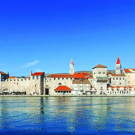 Beautiful In With Kitchen * Trogir